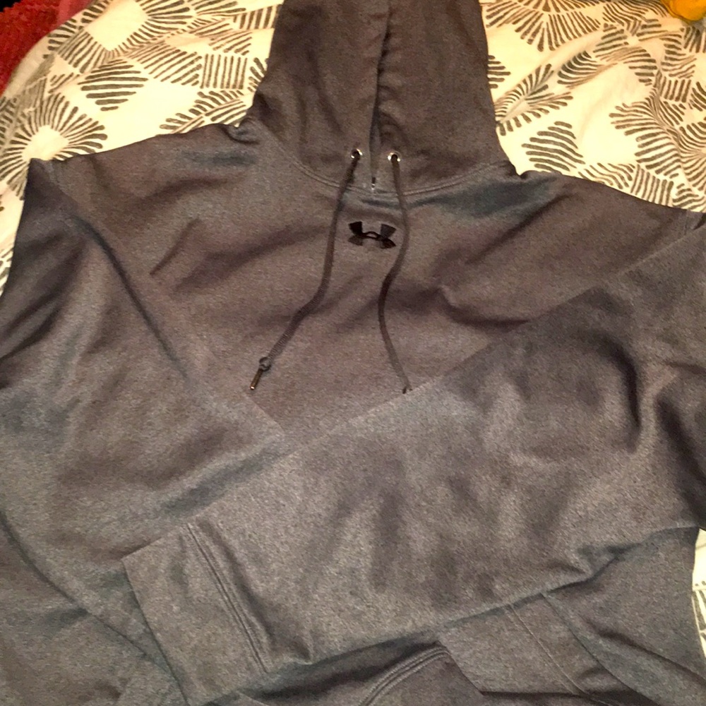Under Armor Sweatshirt